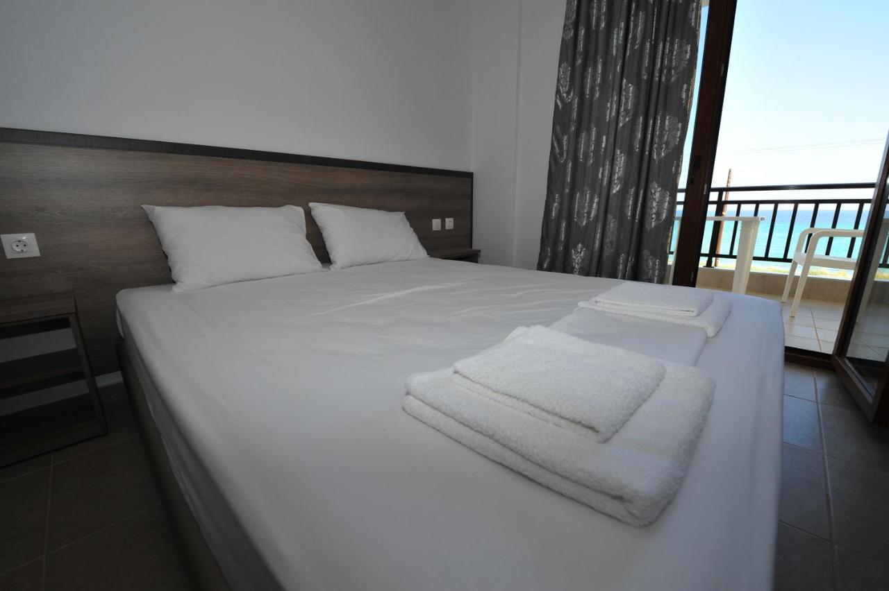 Skentos Apartments Sea View Polychrono Luaran gambar