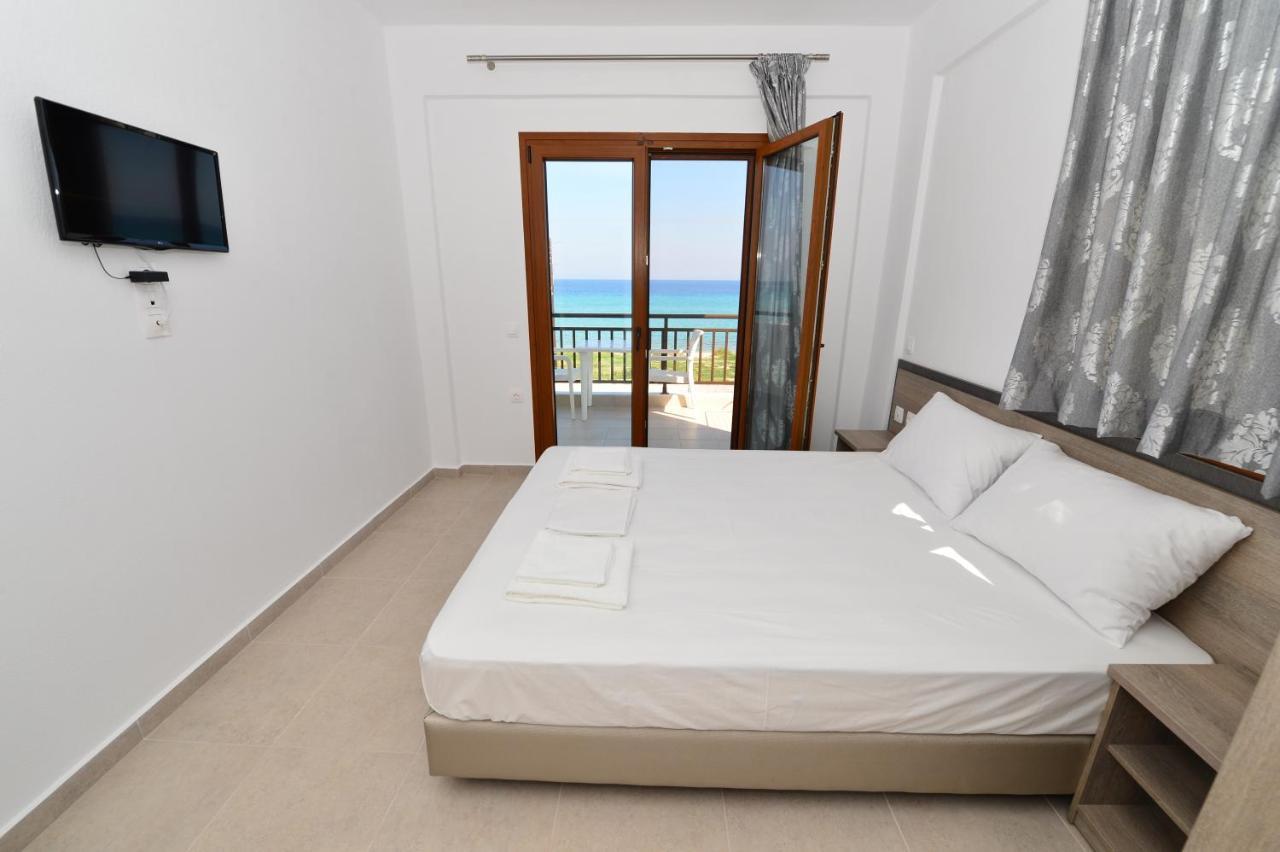 Skentos Apartments Sea View Polychrono Luaran gambar